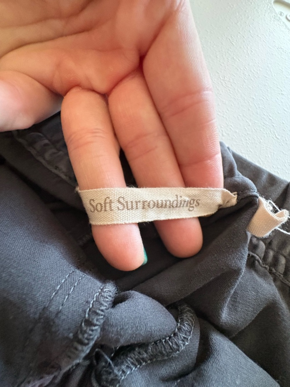 Small Soft Surroundings Charcoal Lyocell Blend Elastic Waist Pants - Picture 3 of 5